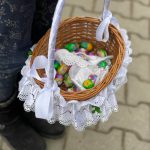 Klimat Świąt Wielkanocnych w „PROMYKU” – zbieranie Pisanek